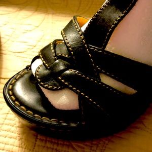 Born summer shoes